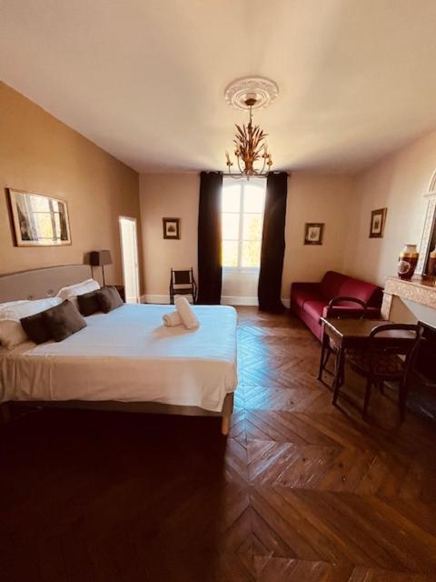 Le Manoir Du Thouron Hotel Saint-Sulpice-la-Pointe Kültér fotó