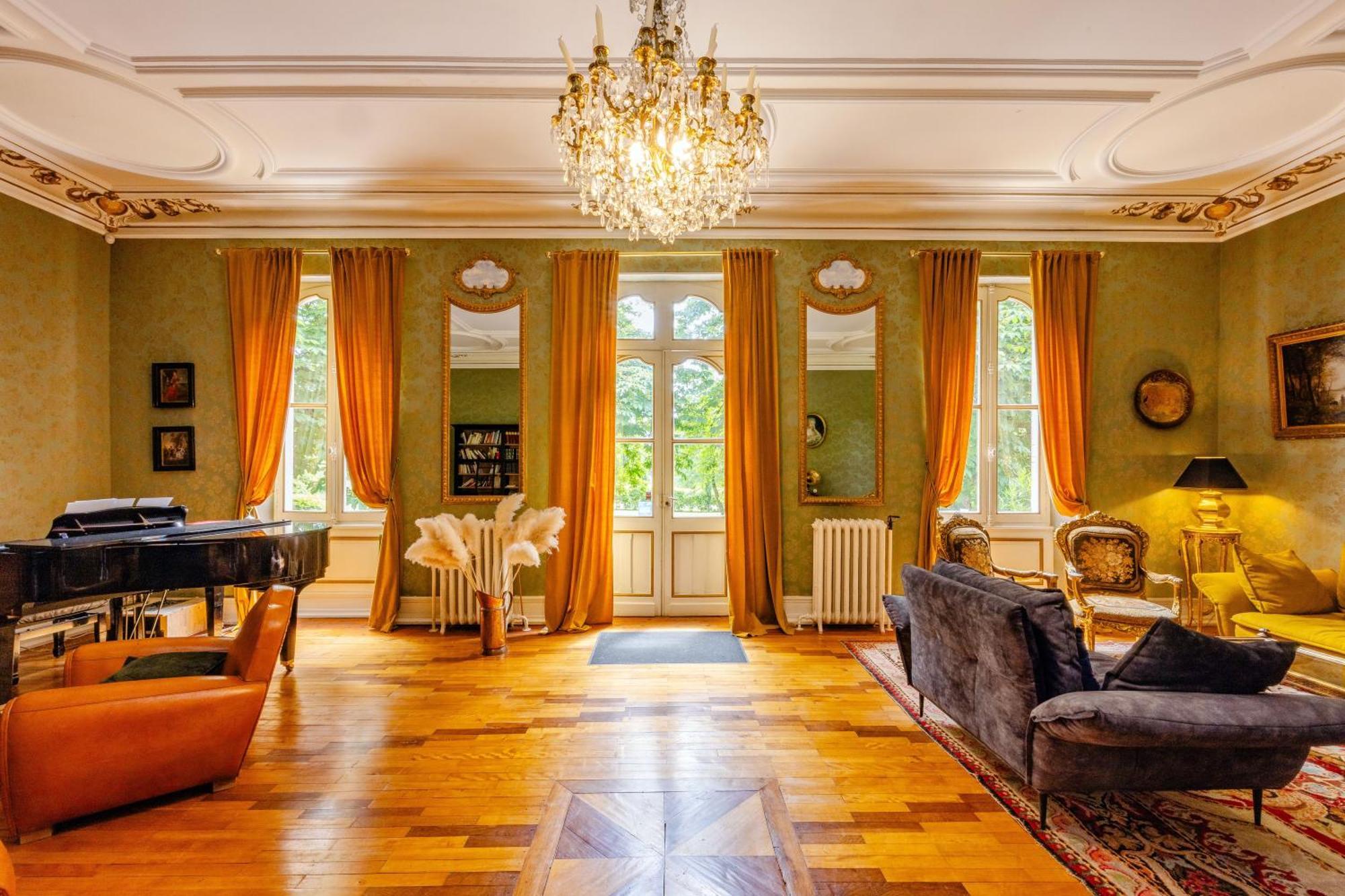 Le Manoir Du Thouron Hotel Saint-Sulpice-la-Pointe Kültér fotó